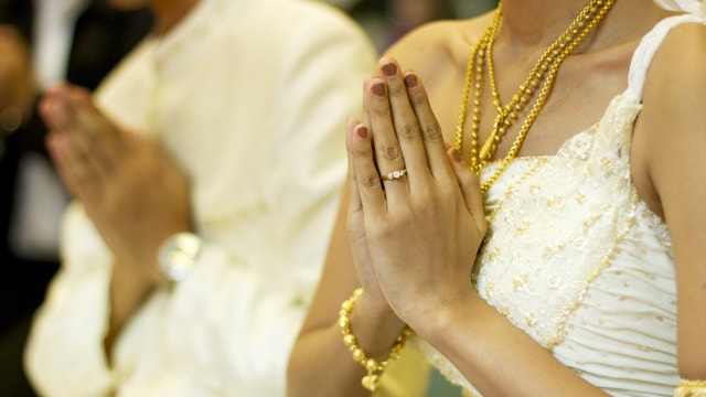 Your Wedding in Thailand with Guests from Home